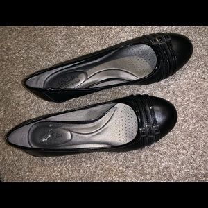 Life Stride Black flat